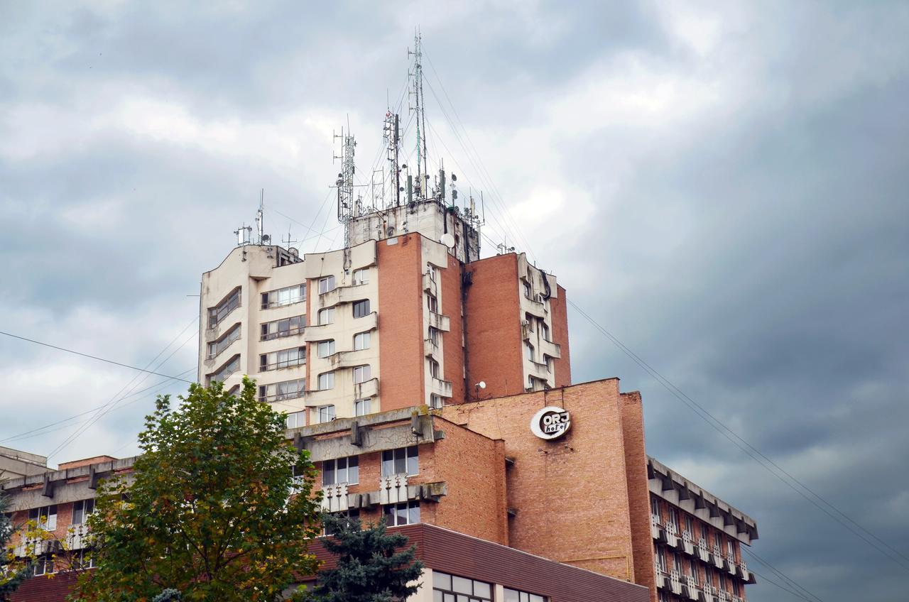 Hotel Gorj Târgu Jiu Zewnętrze zdjęcie